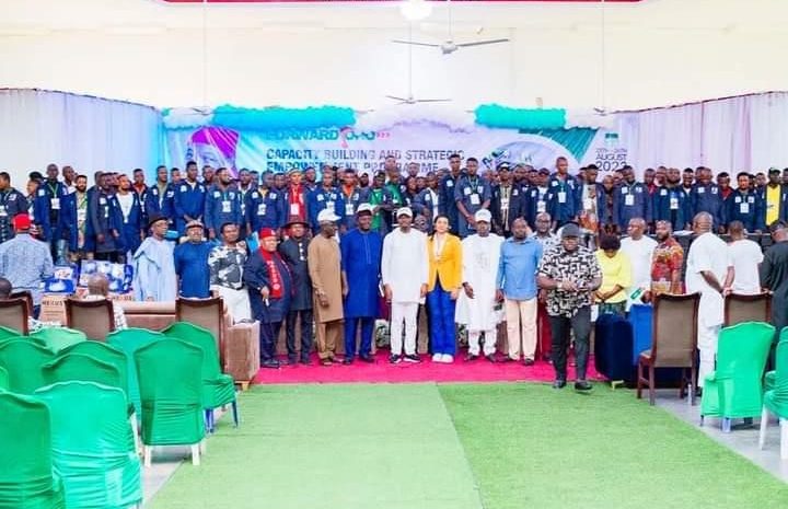  REP. MARTINS ESIN EMPOWERS 160 ORO YOUTHS AND WOMEN IN ORON/MBO/OKOBO/UDUNG UKO/URUE-OFFONG ORUKO FEDERAL CONSTITUENCY